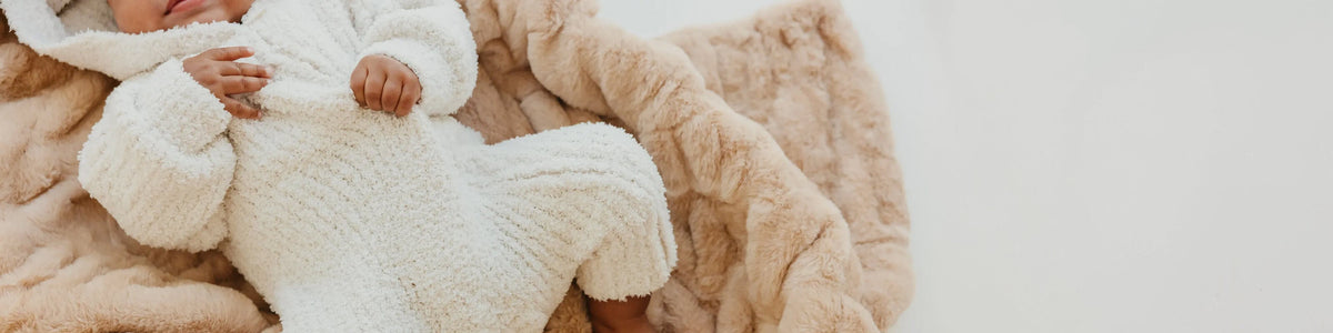Mini Cloud Plush Blanket