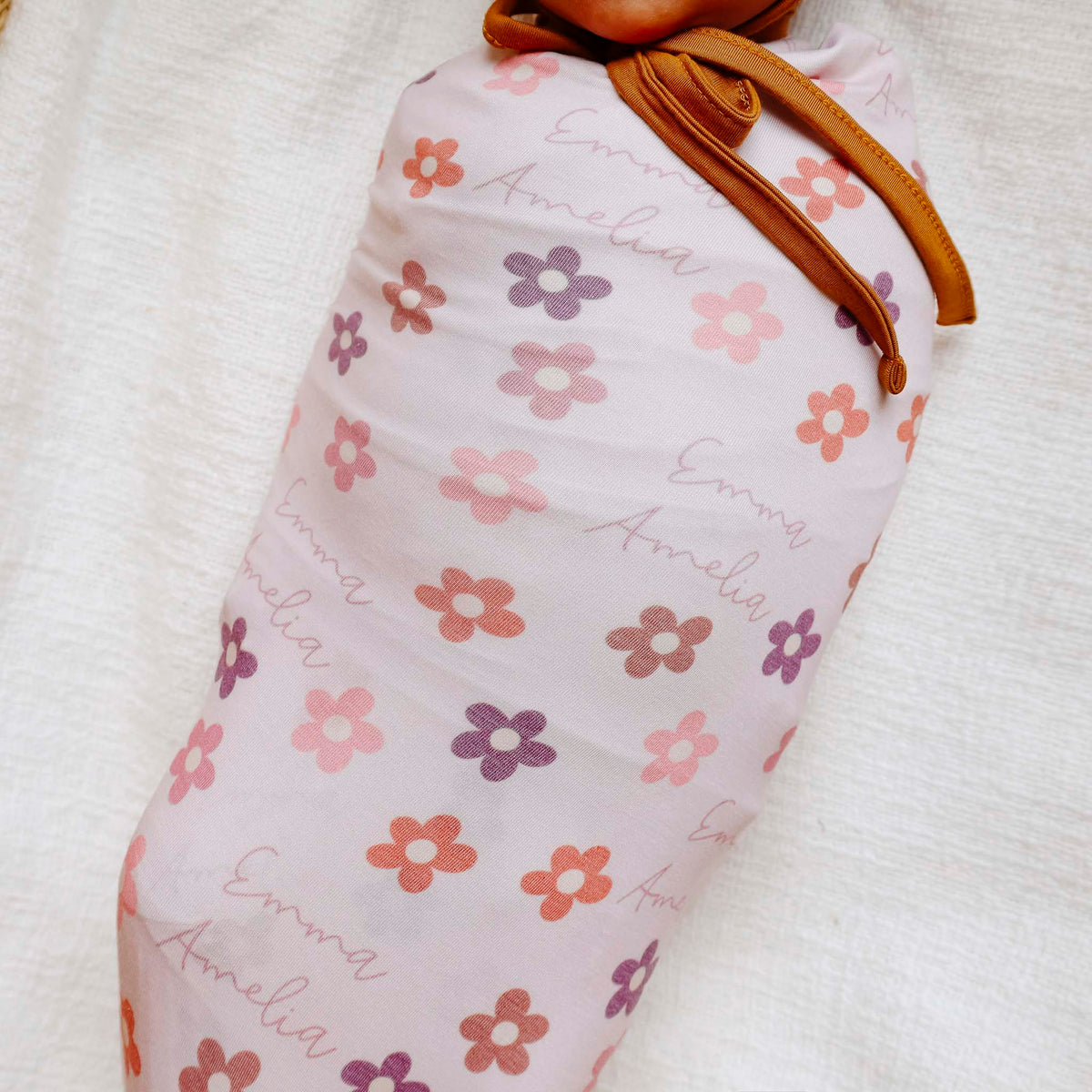 Personalized Baby Name Swaddle Blanket - Pink Daisy