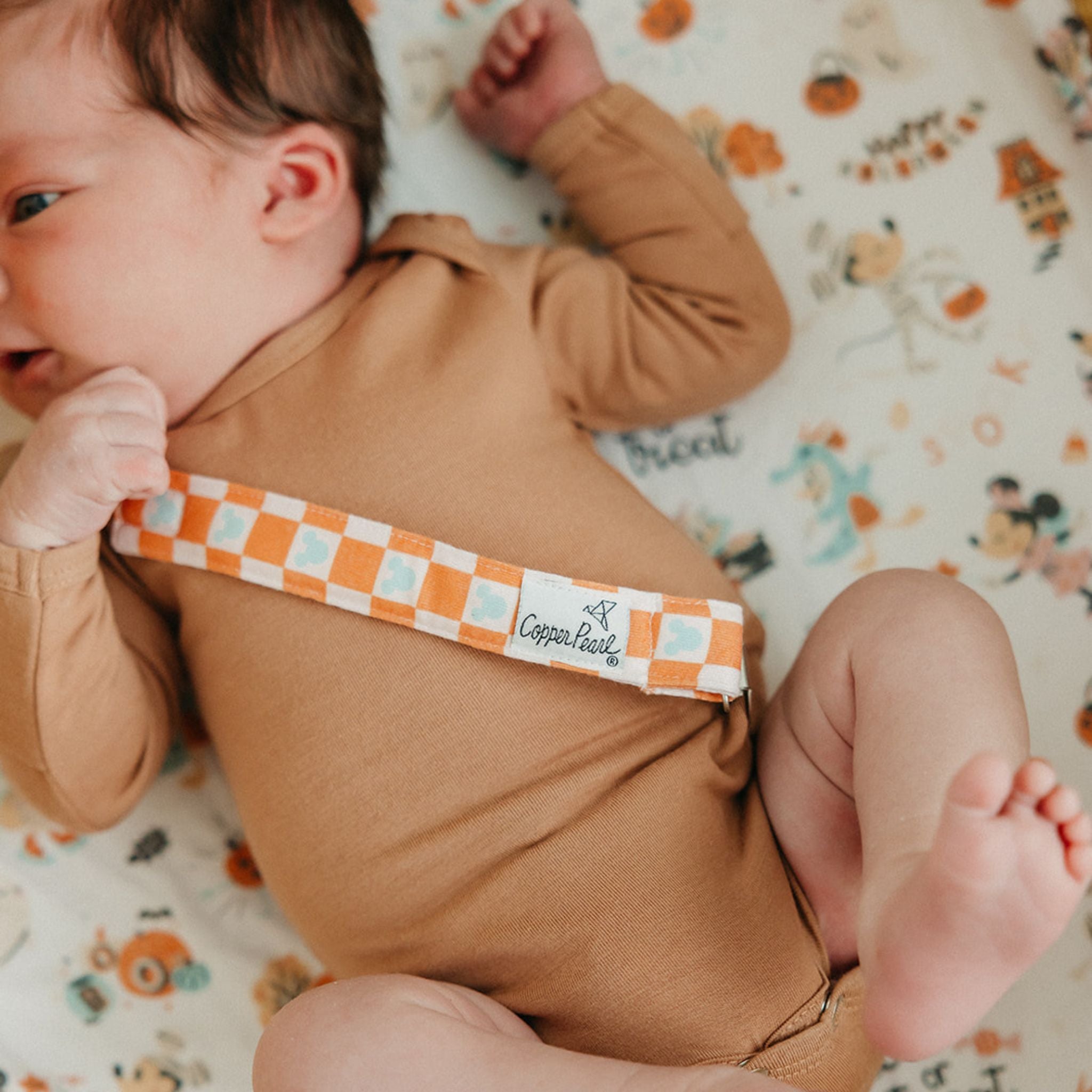 Binky Clips - Mickey Mouse's Boo Bash