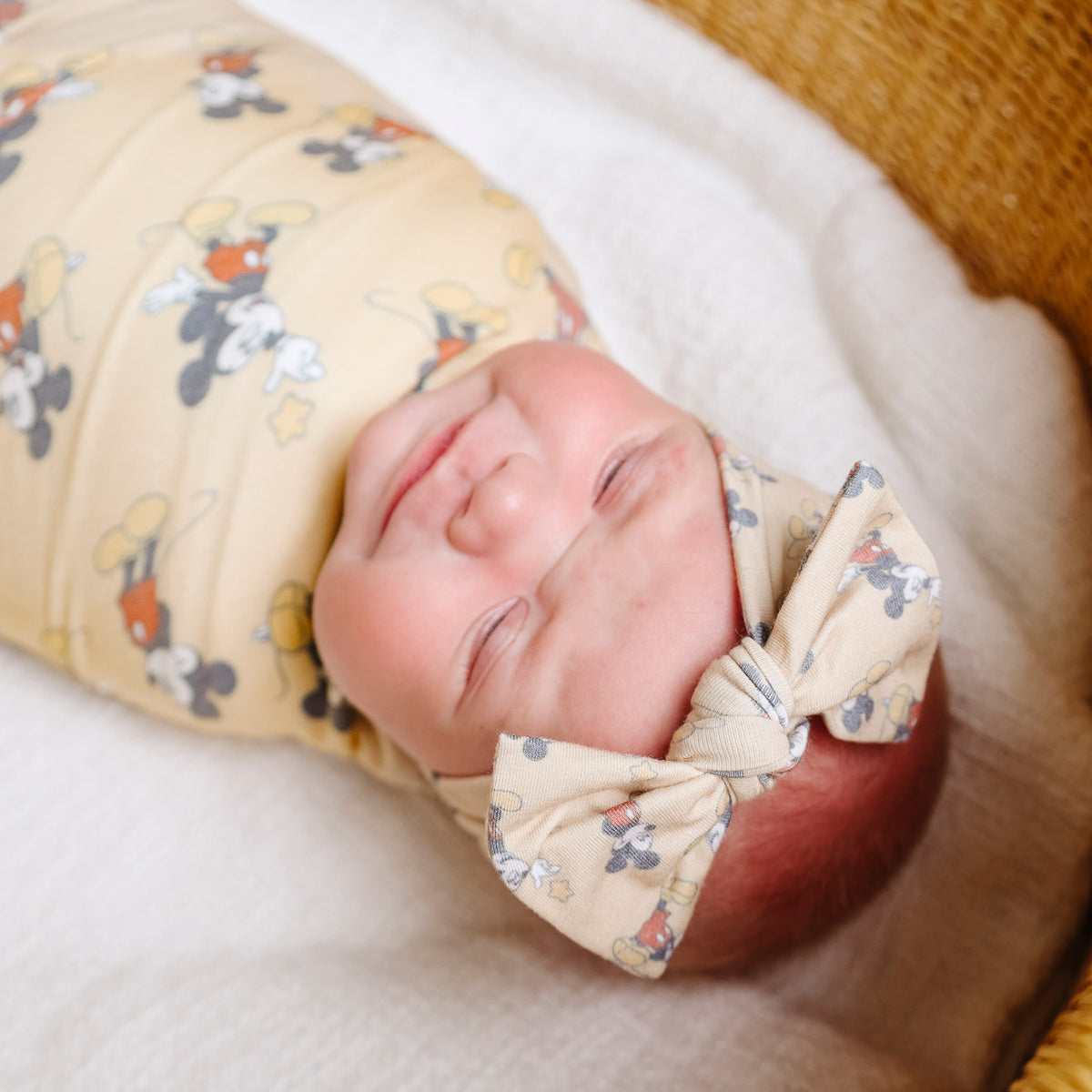 Knit Headband Bow - Mickey Mouse