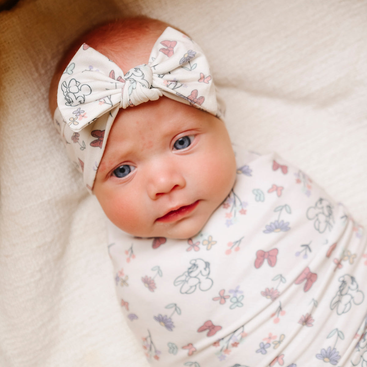 Knit Headband Bow - Minnie Mouse's Bowquet