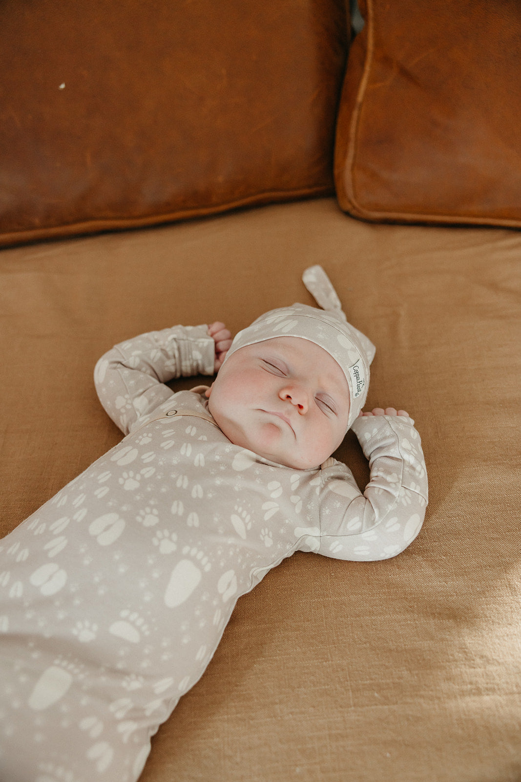 Newborn Knotted Gown - Tracker