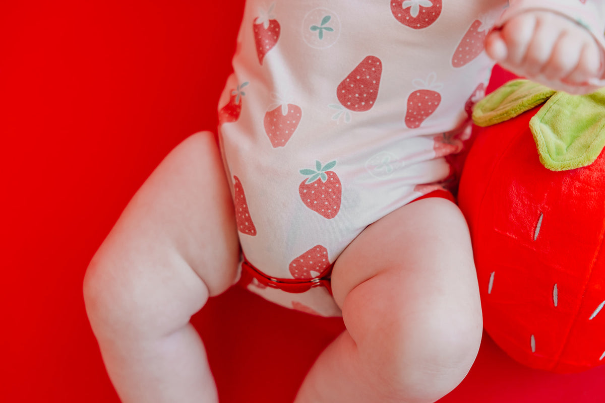 Long Sleeve Bodysuit - Strawberry