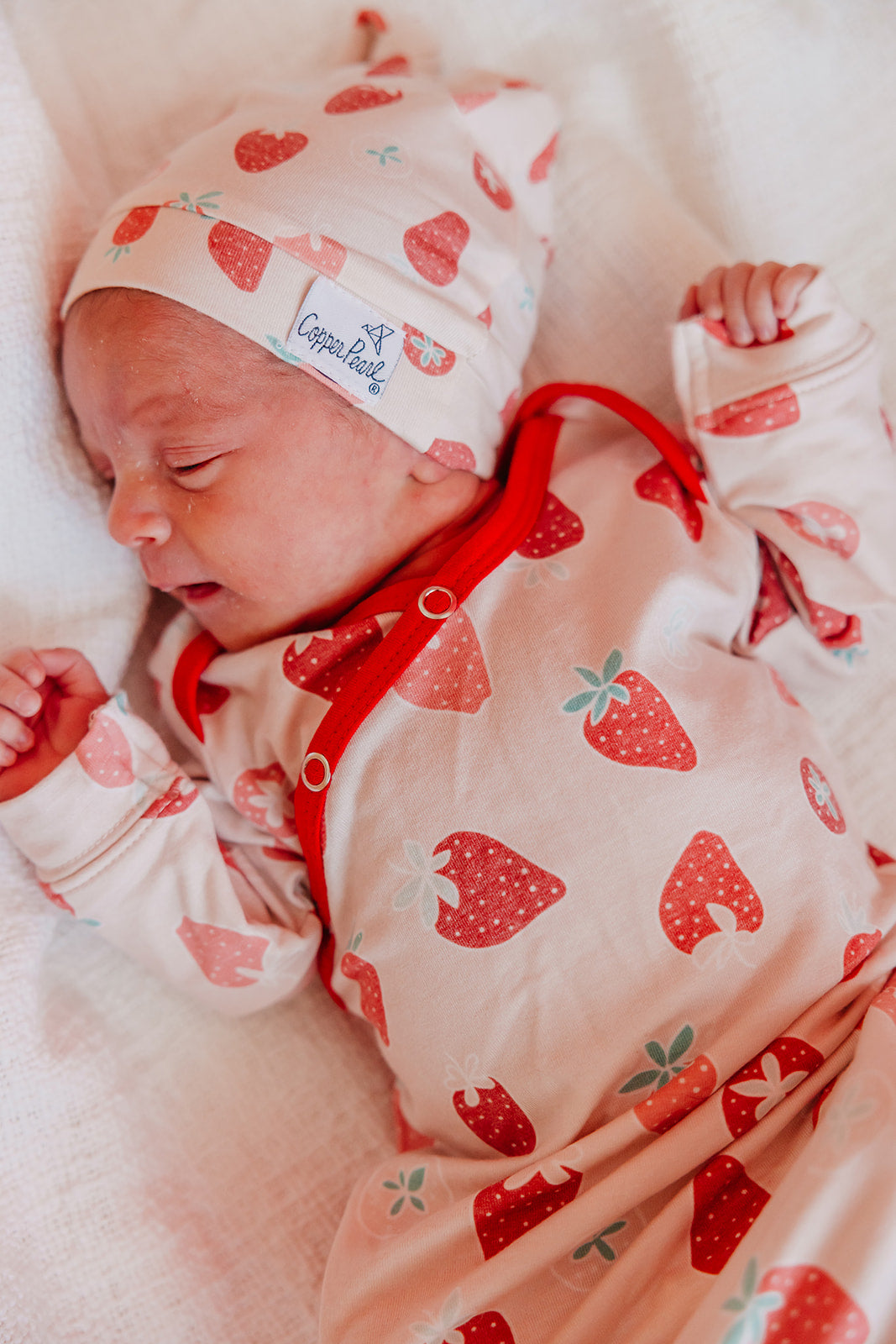 Newborn Knotted Gown - Strawberry