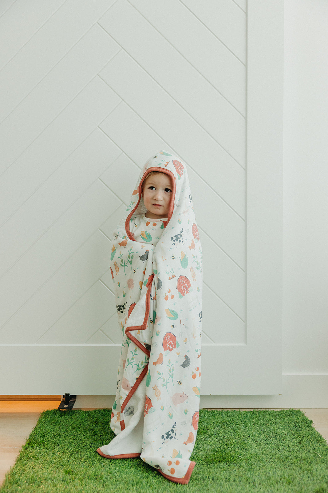 Premium Big Kid Hooded Towel - Farmstead