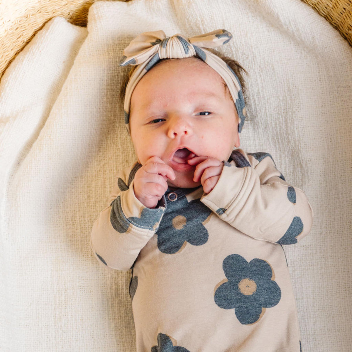 Knit Headband Bow - Gemma In Tan