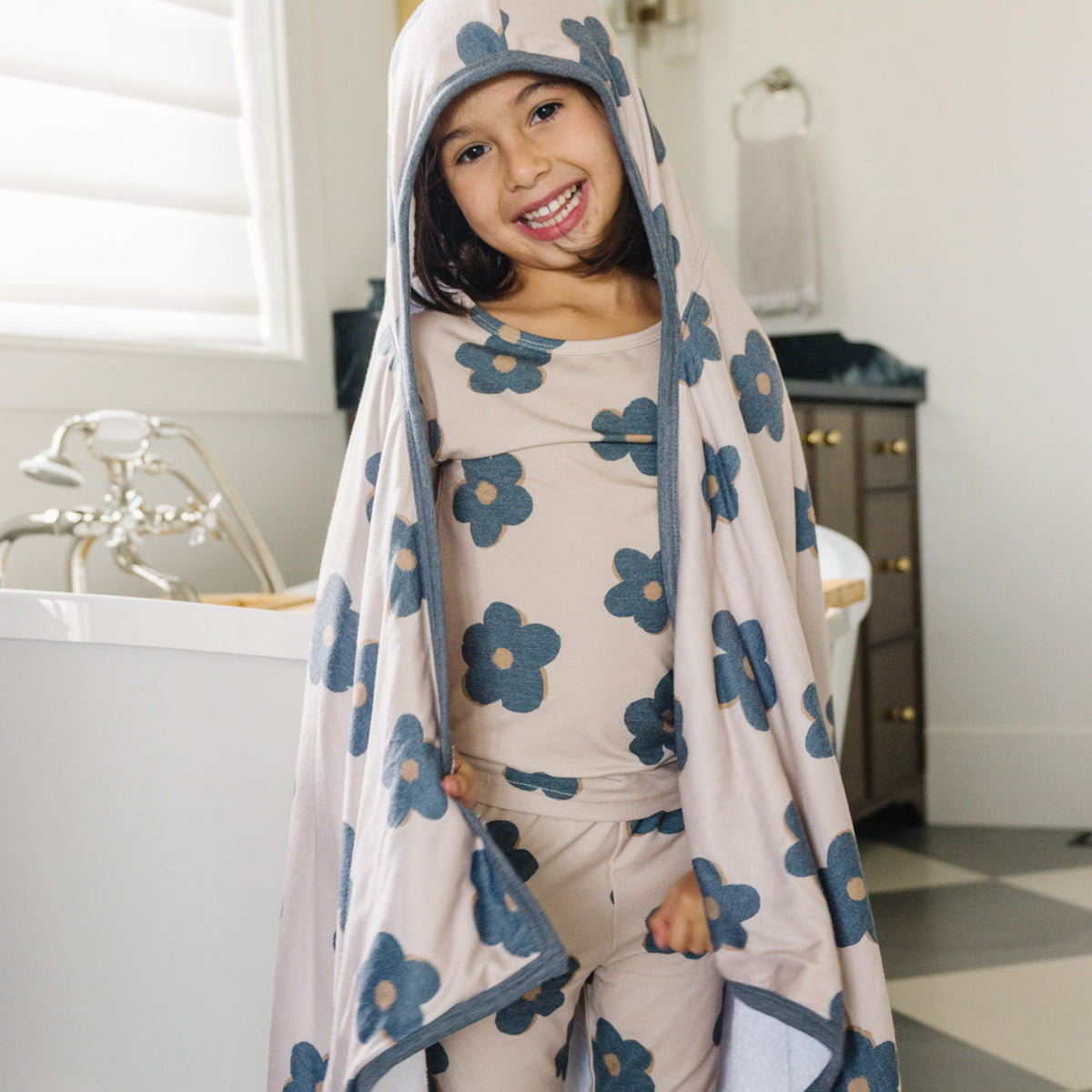 Premium Big Kid Hooded Towel - Gemma In Tan