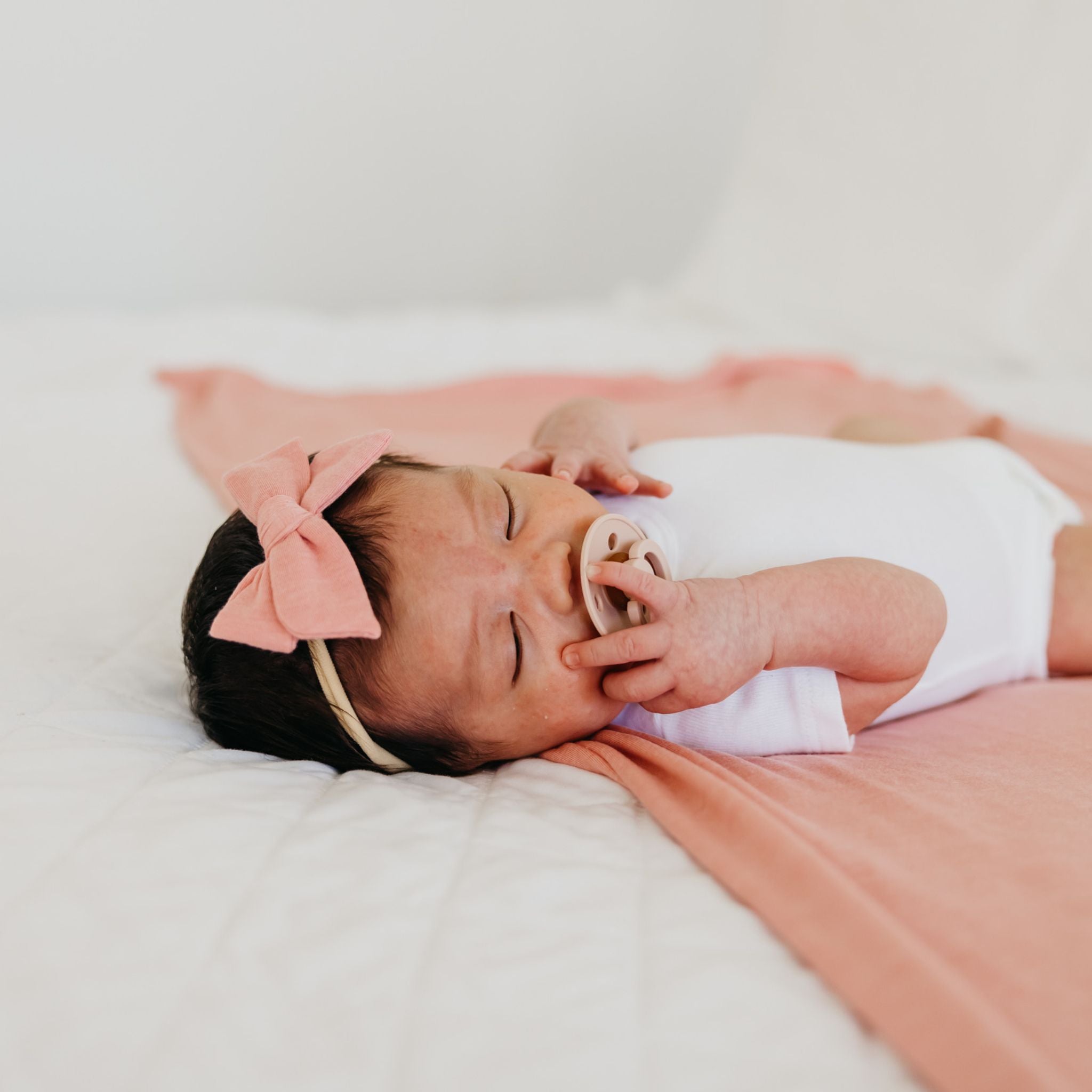 Classic Nylon Bow - Darling