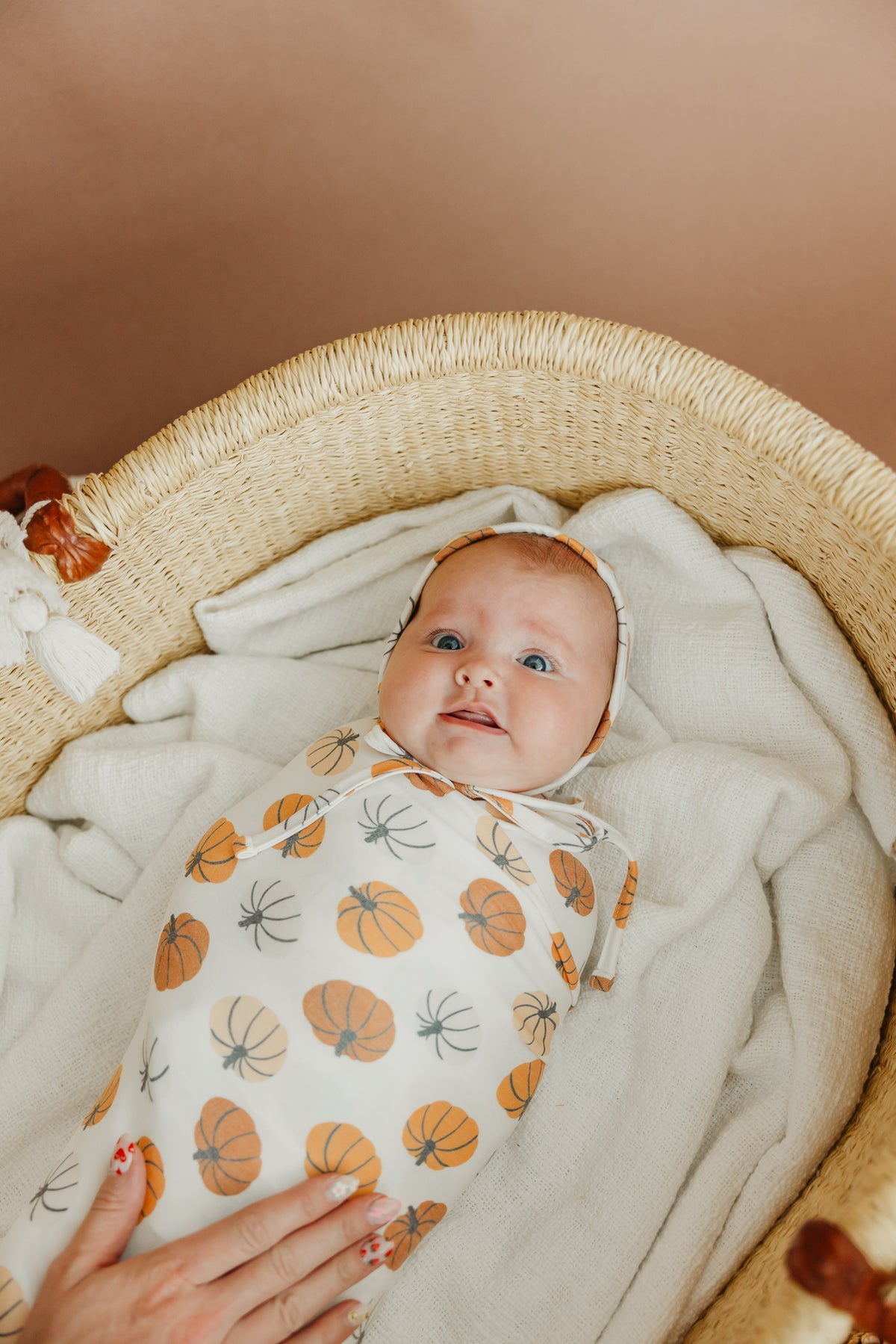 Knit Swaddle Blanket - Karver