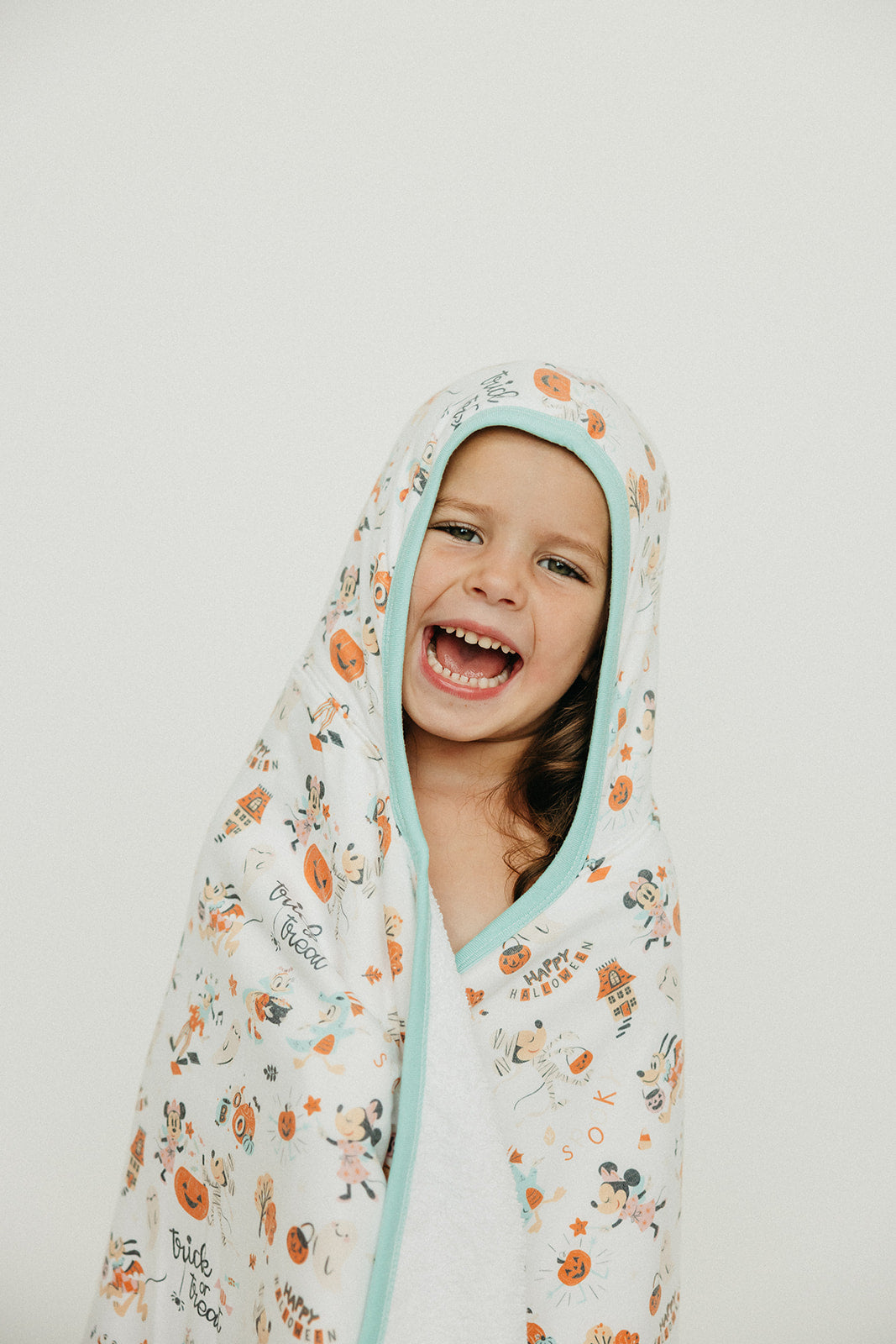 Premium Big Kid Hooded Towel - Mickey Mouse's Boo Bash