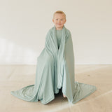 Three-Layer Jumbo Quilt - Briar