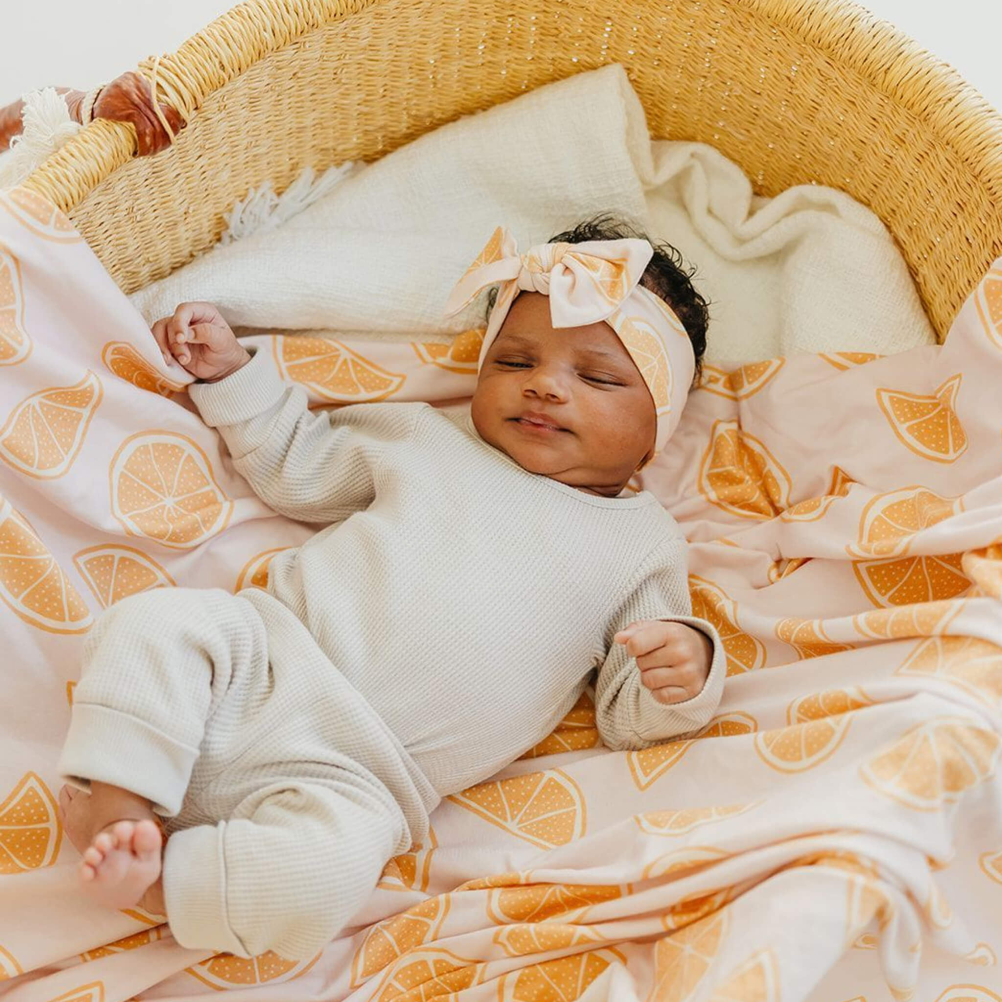 Knit Headband Bow - Cutie