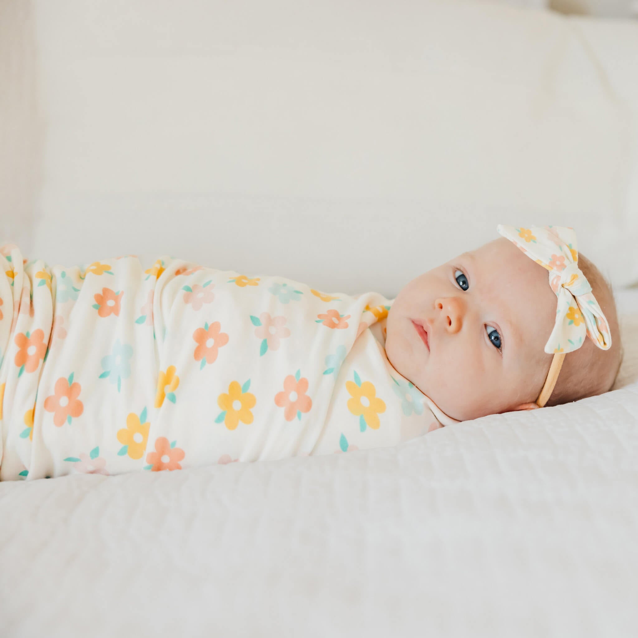 Knit Swaddle Blanket - Daisy