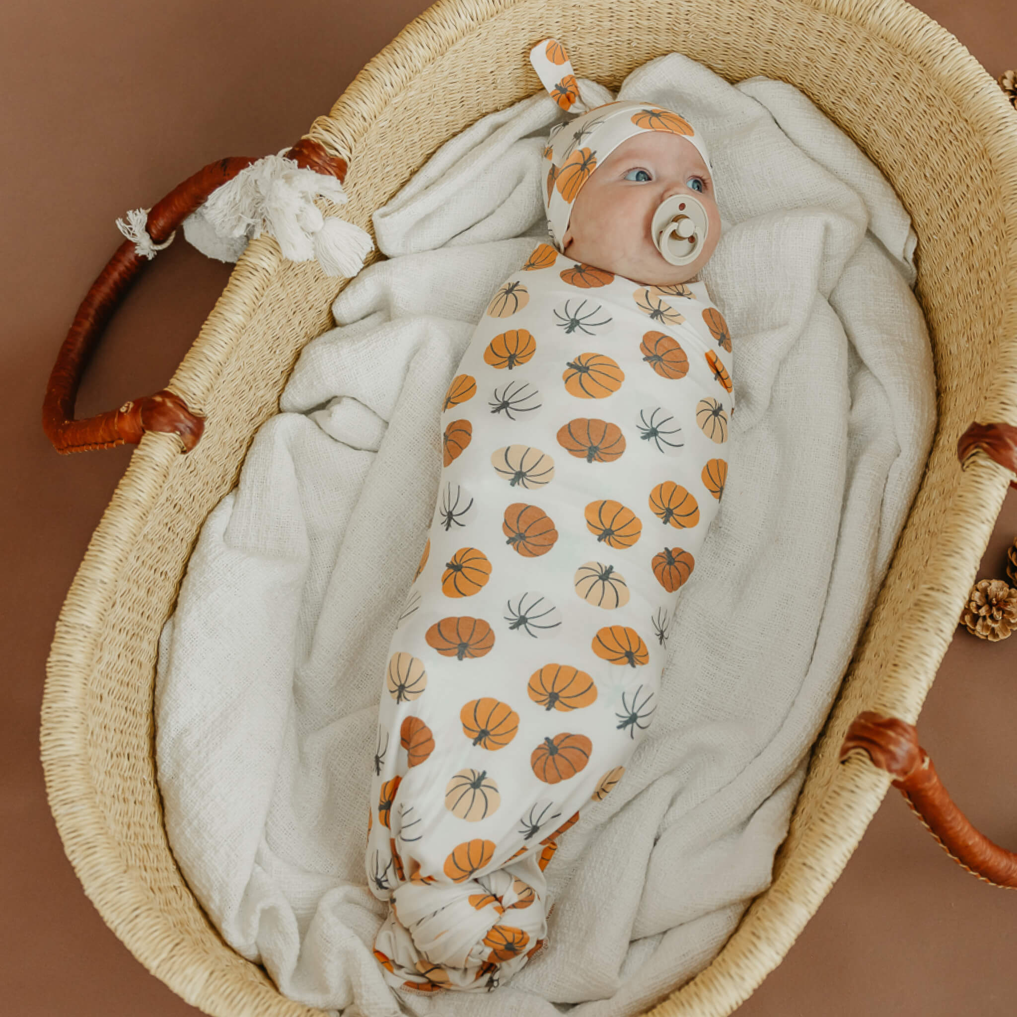 Knit Swaddle Blanket - Karver