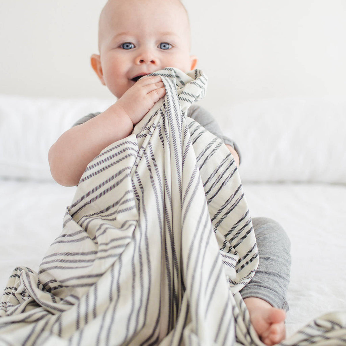 Knit Swaddle Blanket - Midtown