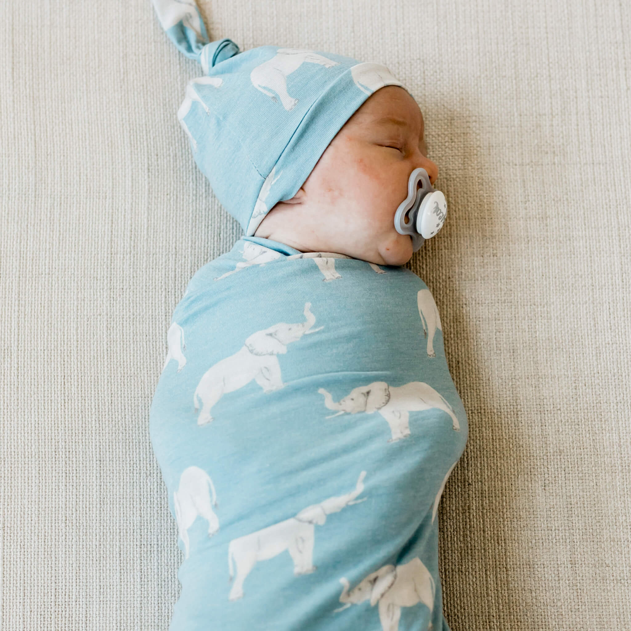 Knit Swaddle Blanket - Peanut