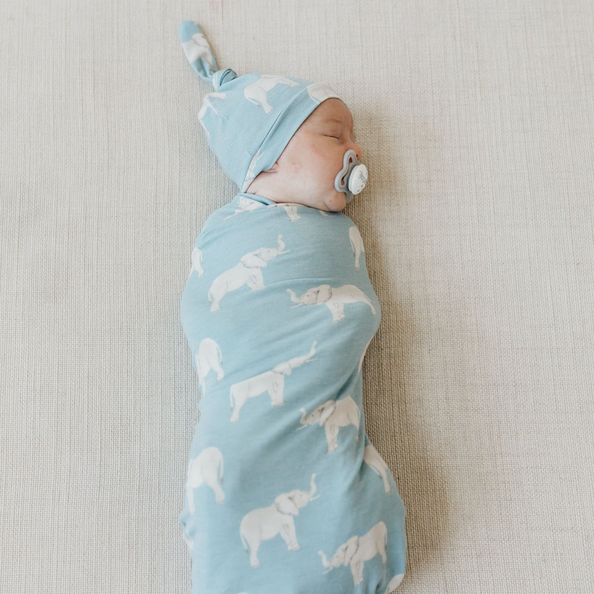 Knit Swaddle Blanket - Peanut