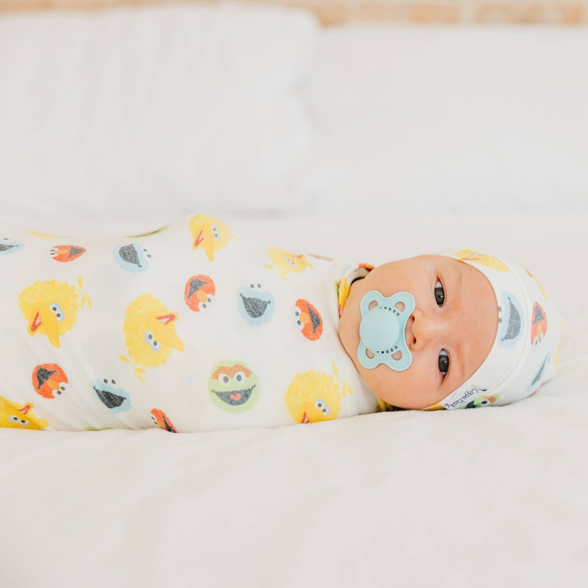 Knit Swaddle Blanket - Sesame Scribbles