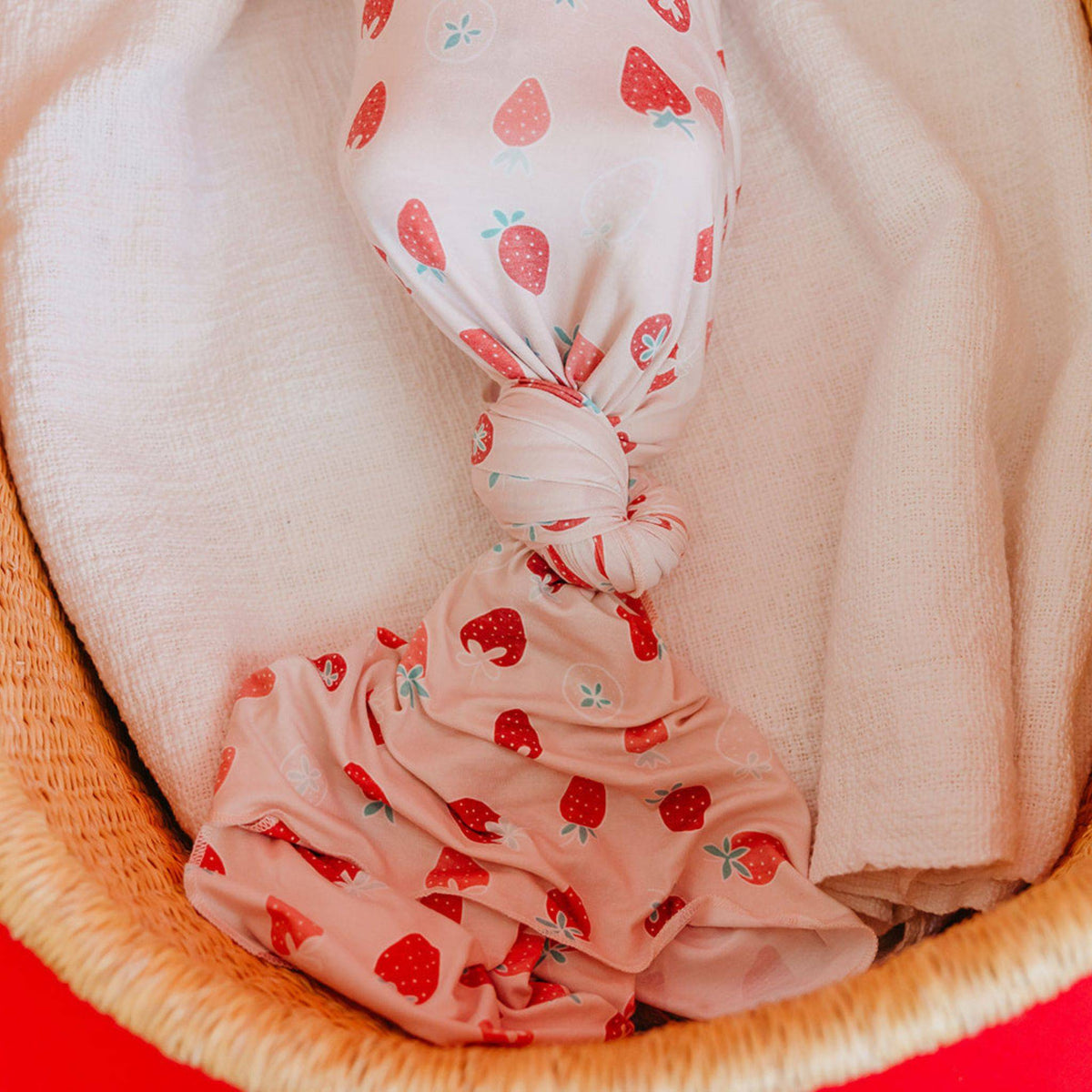 Knit Swaddle Blanket - Strawberry