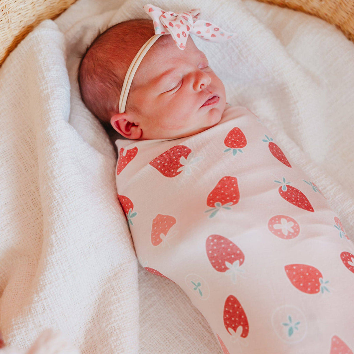 Knit Swaddle Blanket - Strawberry