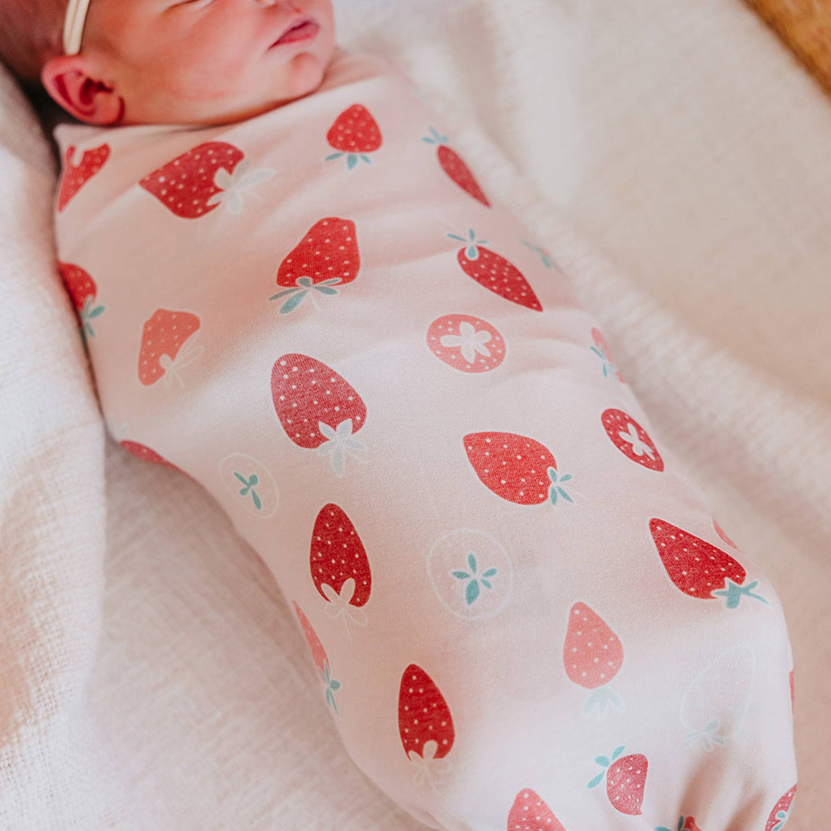 Knit Swaddle Blanket - Strawberry