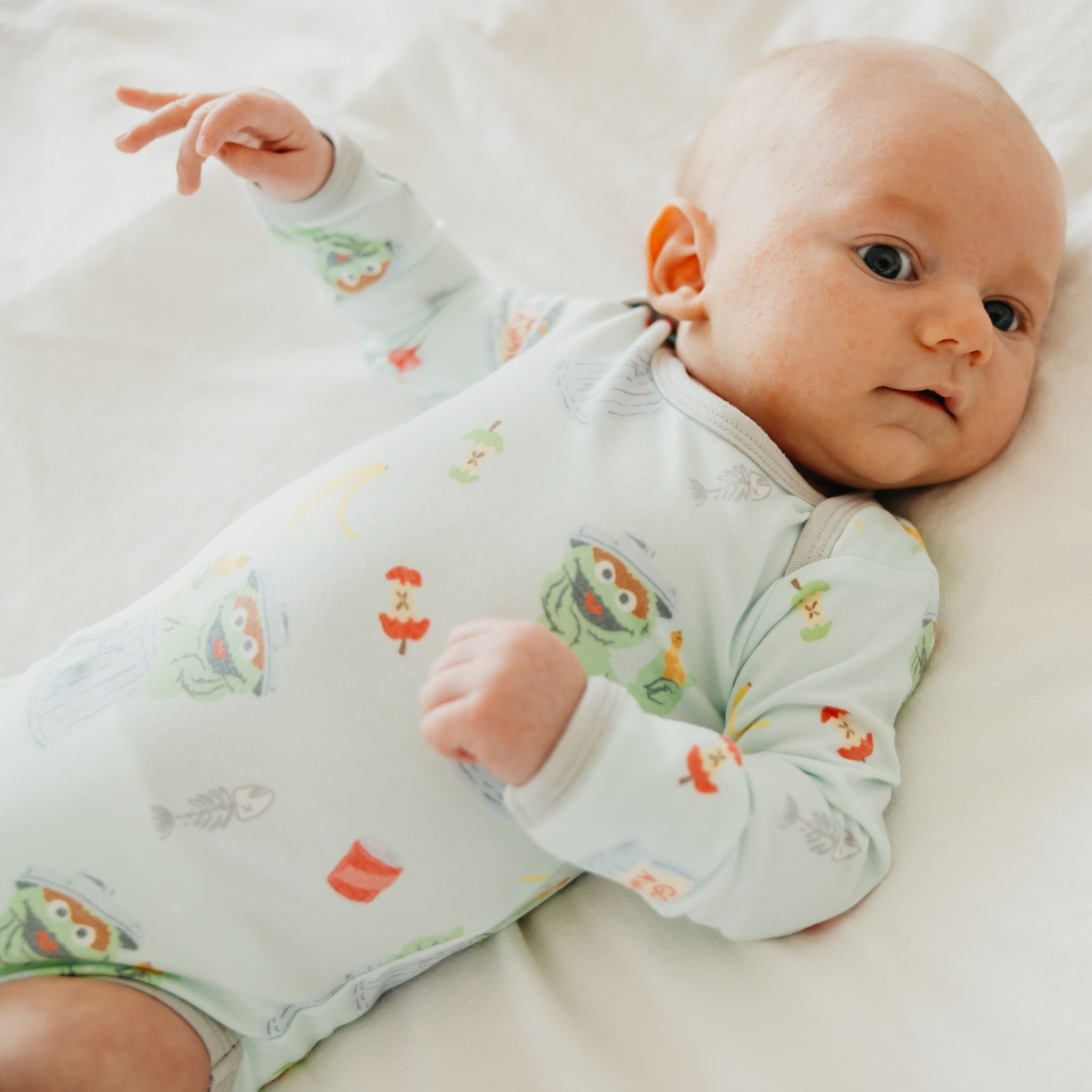 Long Sleeve Bodysuit - Oscar the Grouch