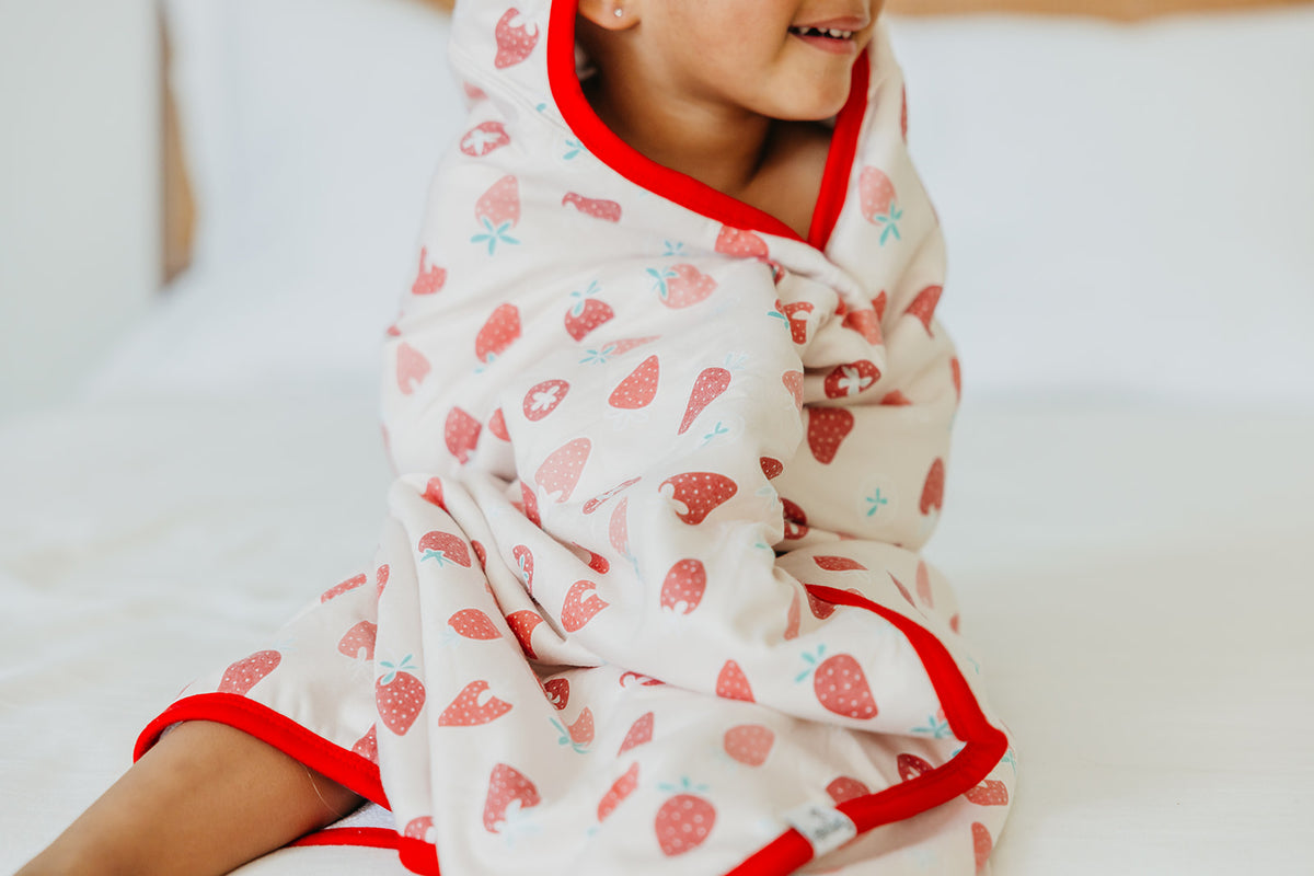 Premium Big Kid Hooded Towel - Strawberry