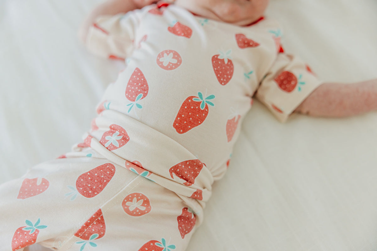 Short Sleeve Bodysuit - Strawberry