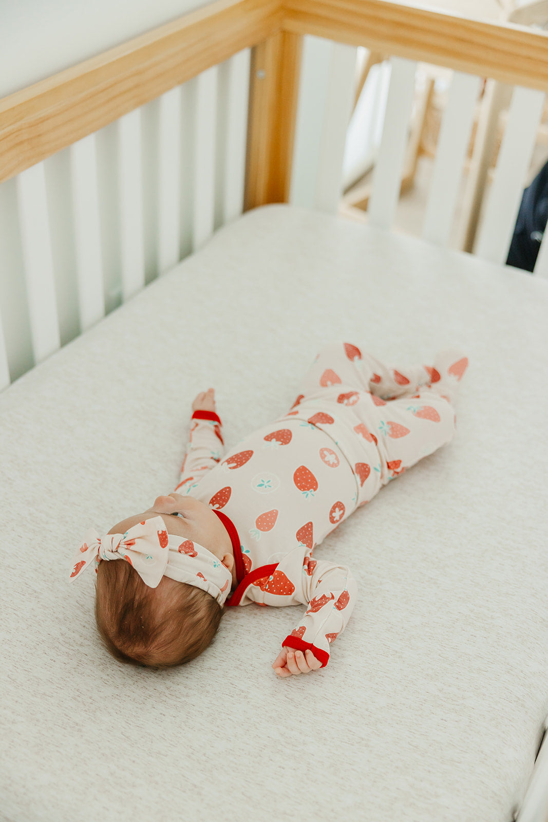 Knit Headband Bow - Strawberry