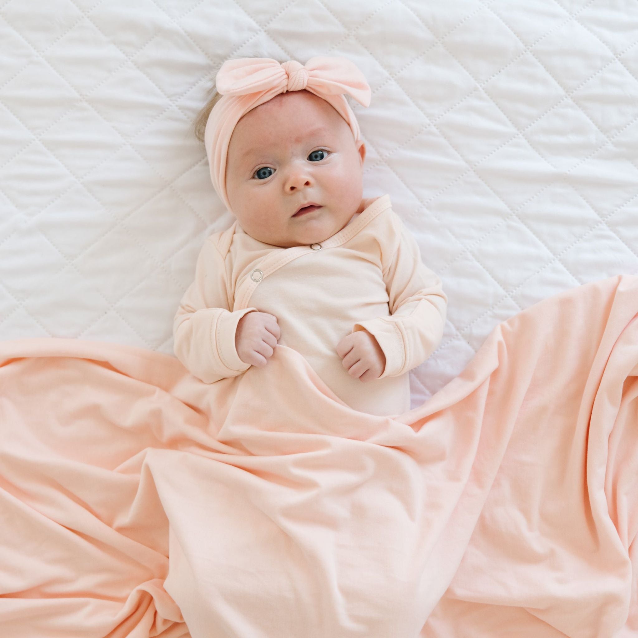 Baby girl knotted gowns best sale