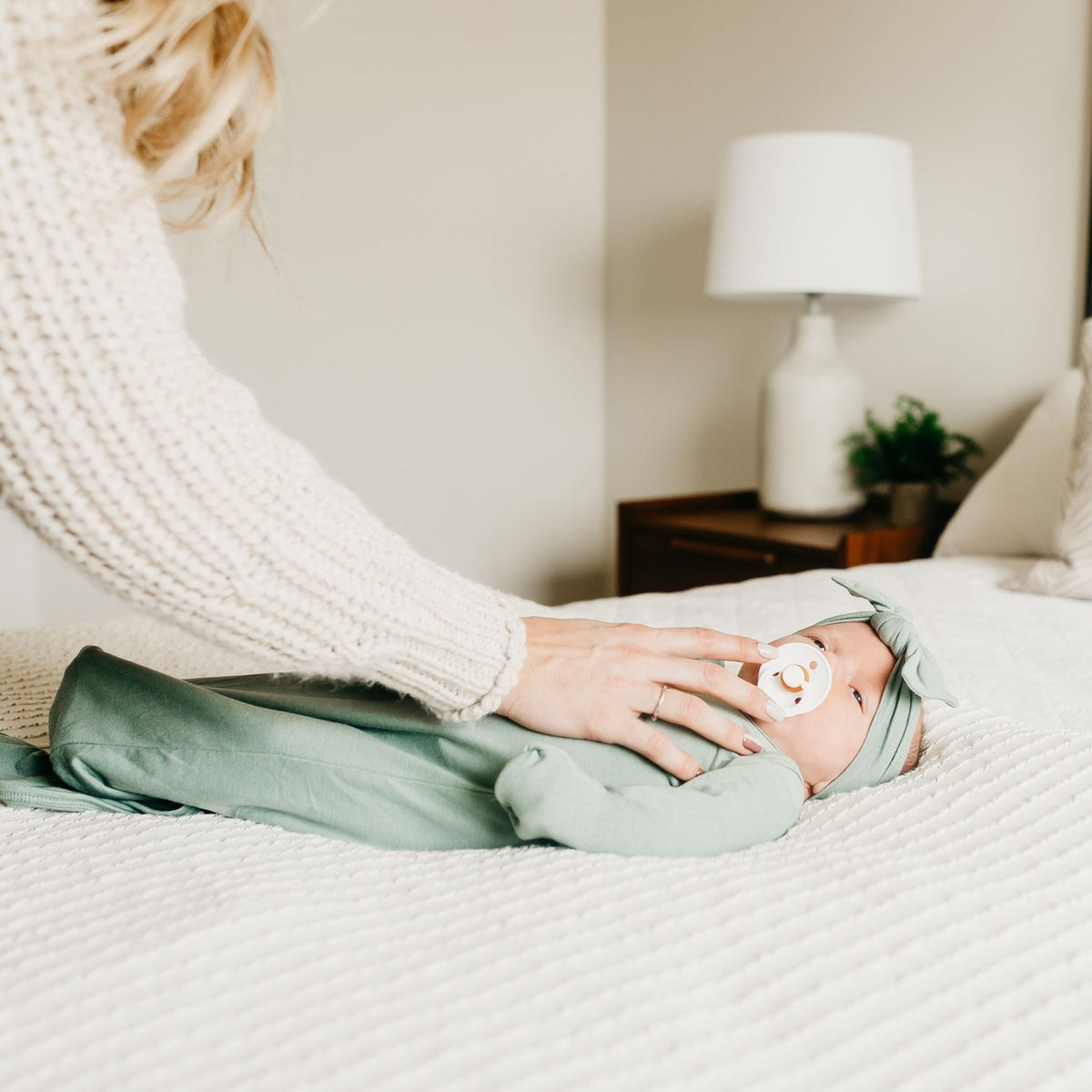 Newborn Knotted Gown - Briar