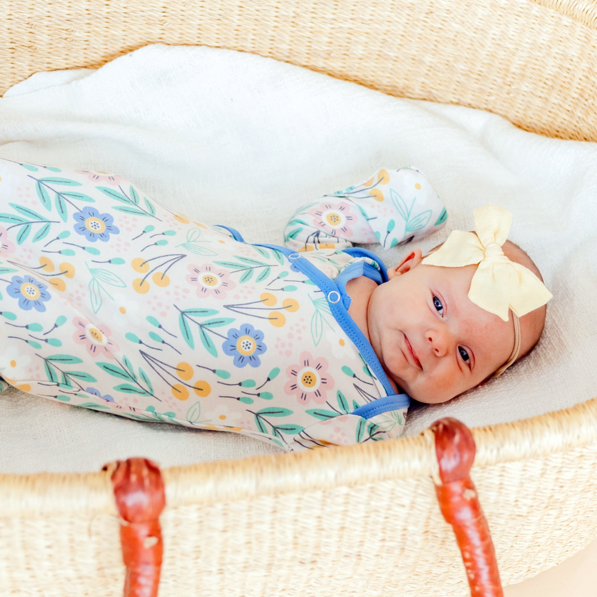 Newborn Knotted Gown - Clara