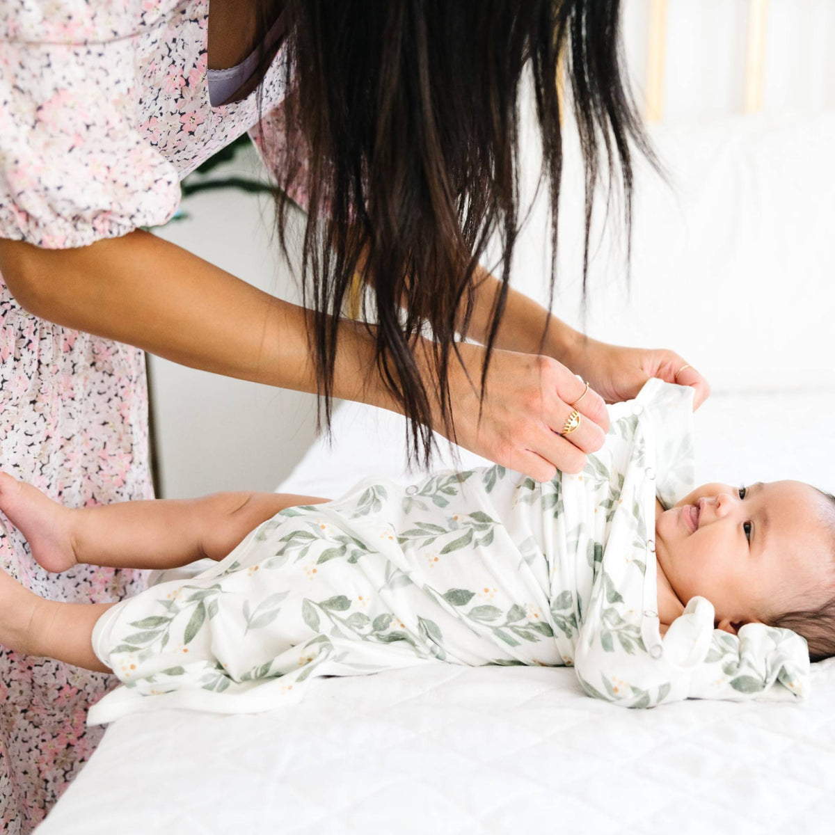 Newborn Knotted Gown - Fern