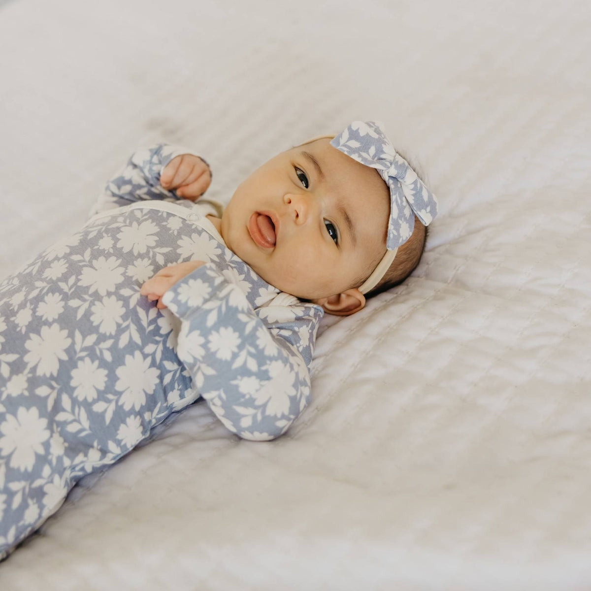 Newborn Knotted Gown - Lacie