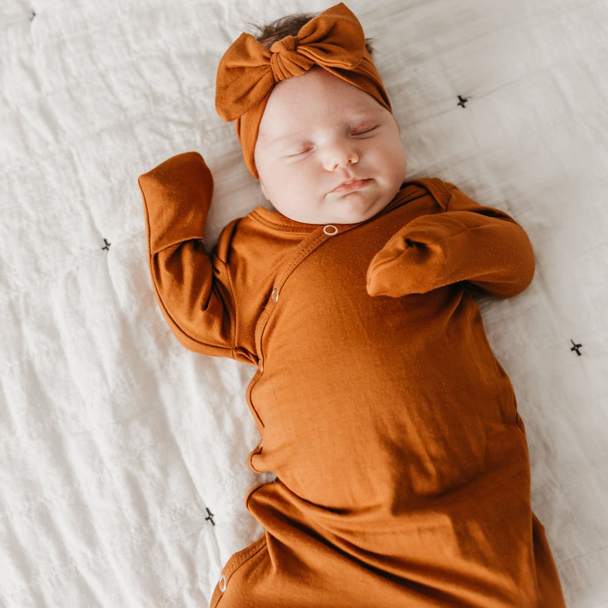 Newborn Knotted Gown - Powell