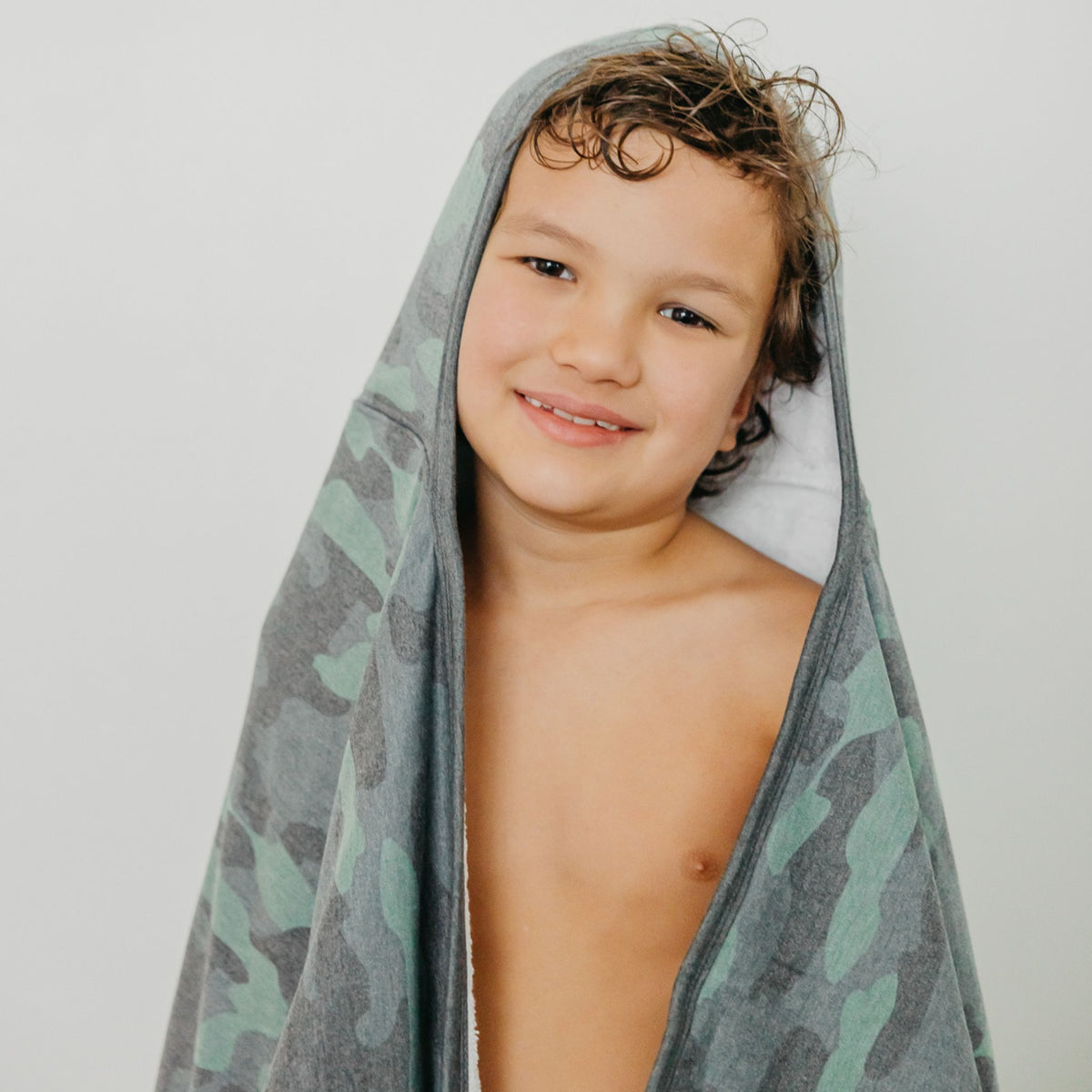 Premium Big Kid Hooded Towel - Hunter