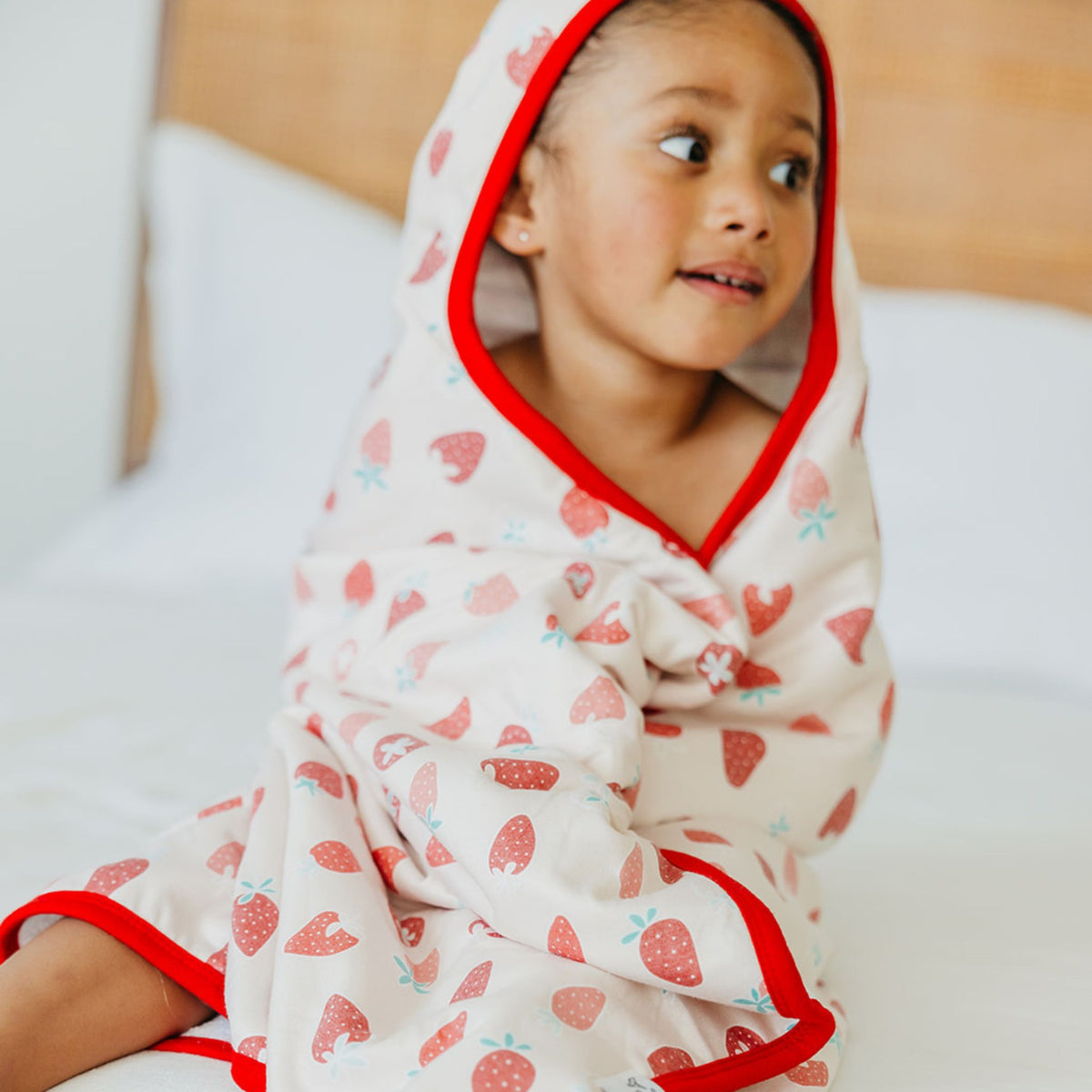 Premium Big Kid Hooded Towel - Strawberry