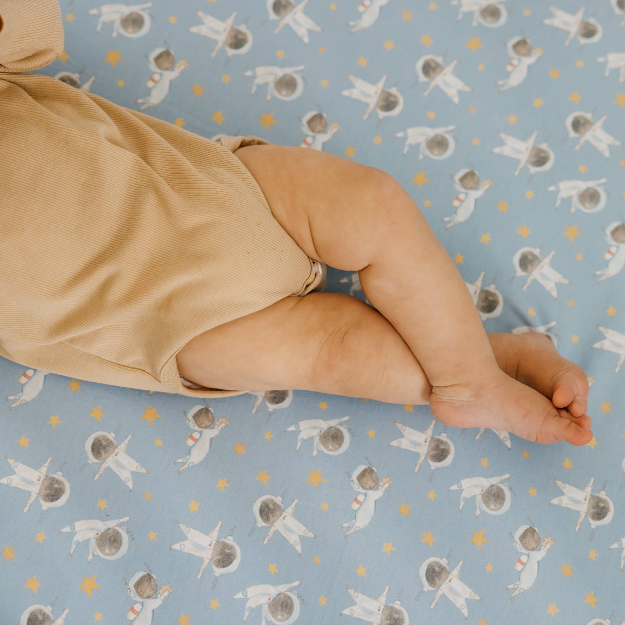 Premium Knit Fitted Crib Sheet - Neil