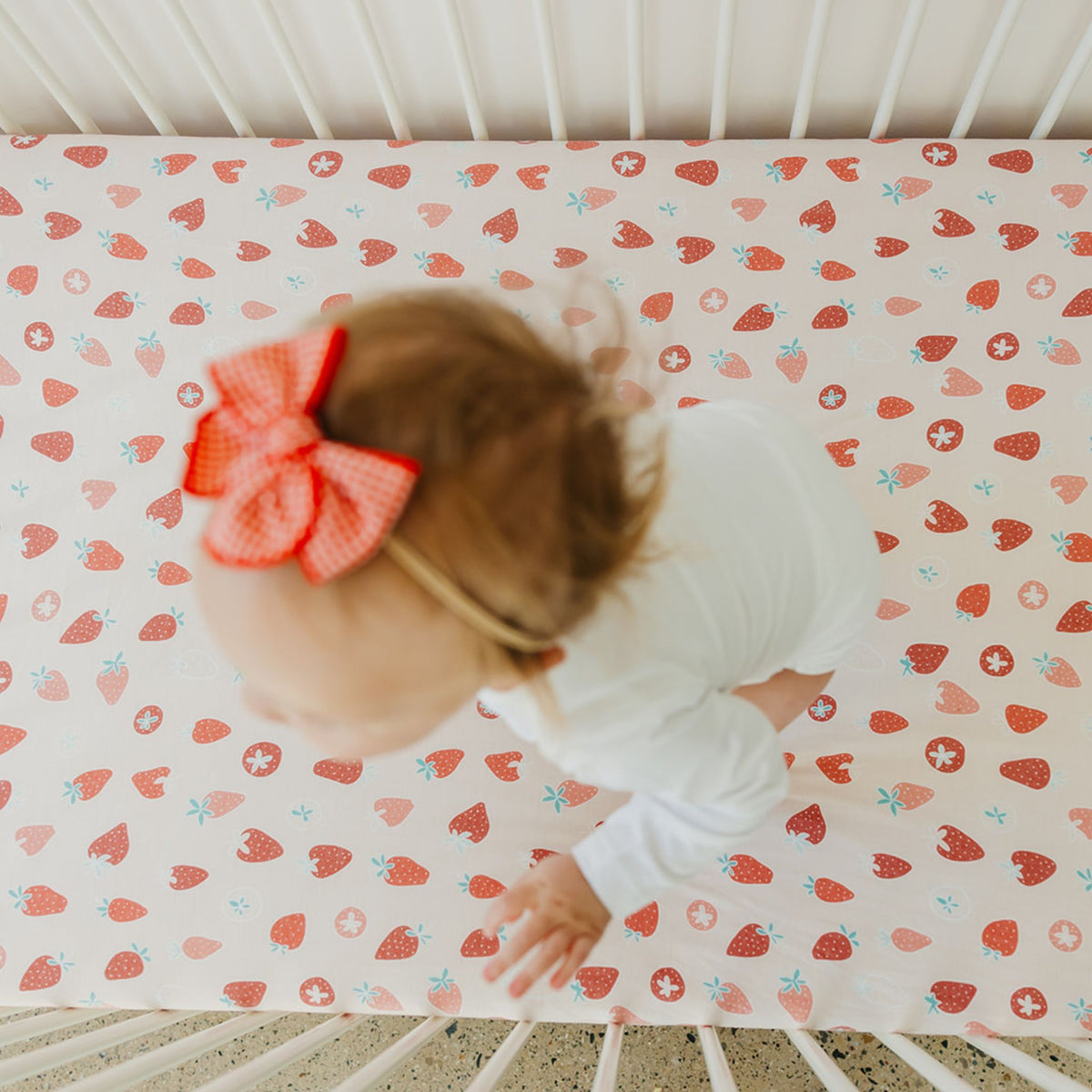 Premium Knit Fitted Crib Sheet - Strawberry