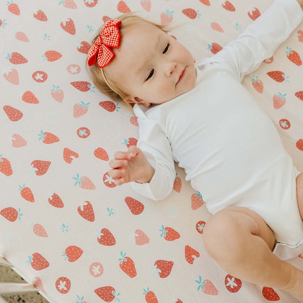 Premium Knit Fitted Crib Sheet - Strawberry