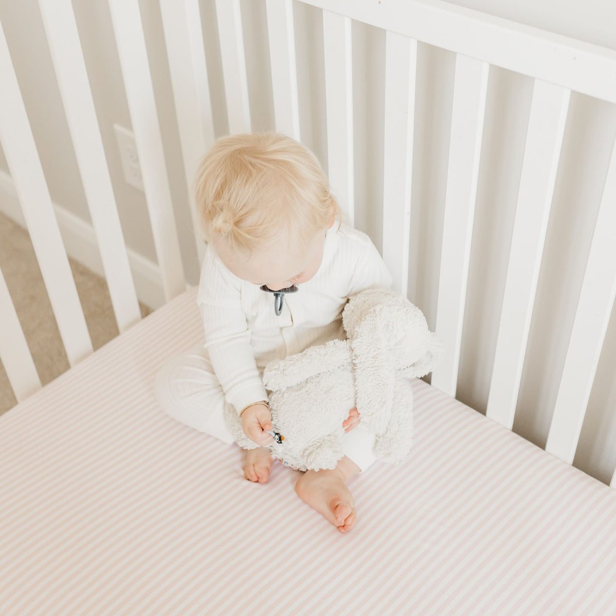 Premium Knit Fitted Crib Sheet - Winnie