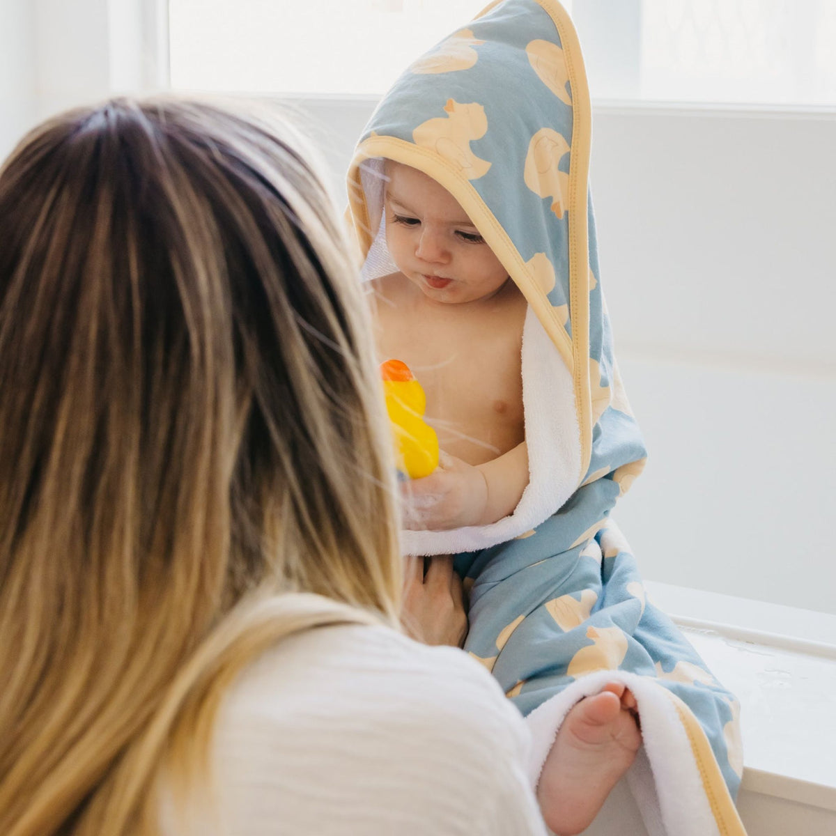 Premium Knit Hooded Towel - Ducky