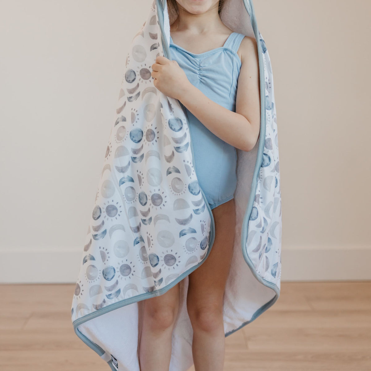 Premium Knit Hooded Towel - Eclipse