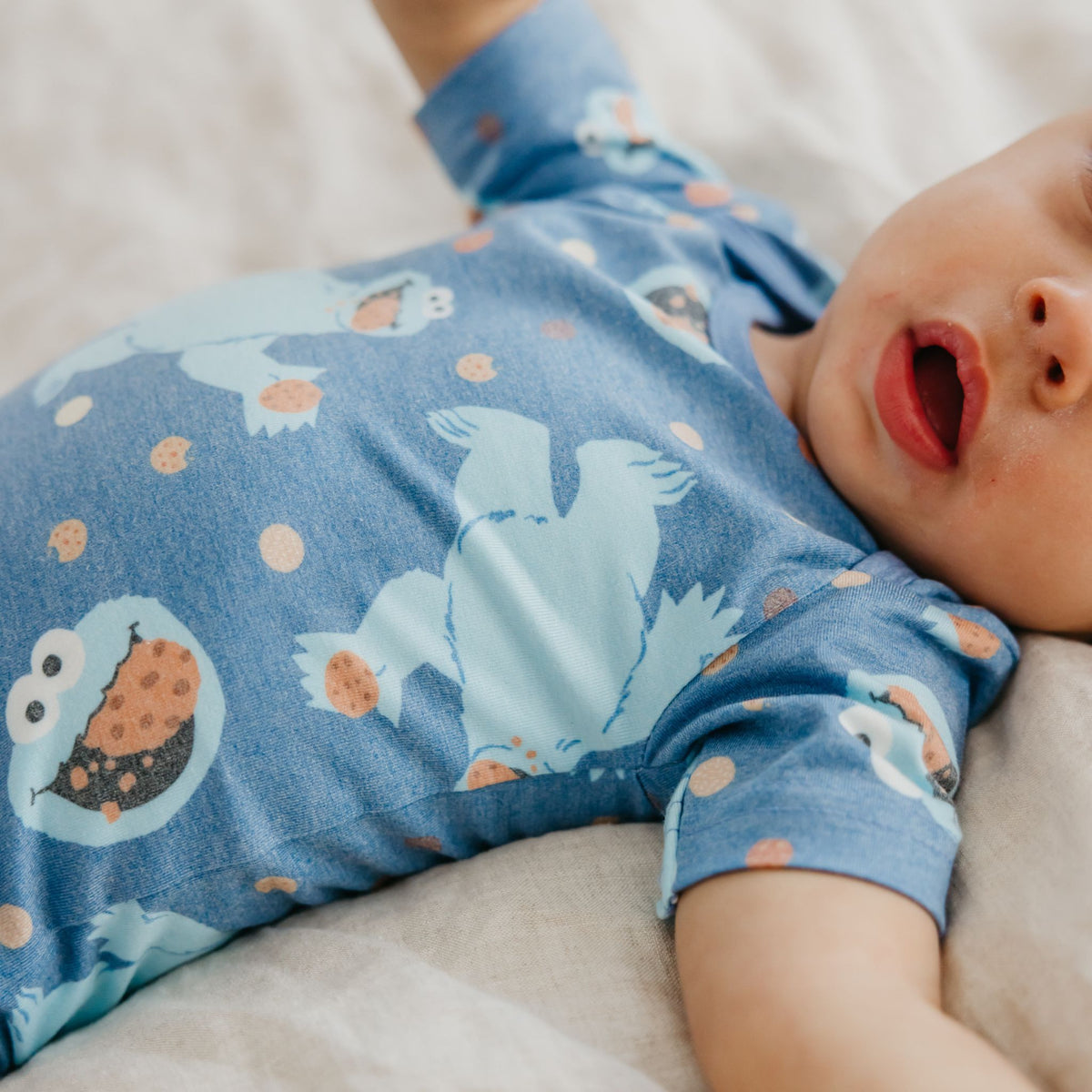 Short Sleeve Bodysuit - Cookie Monster