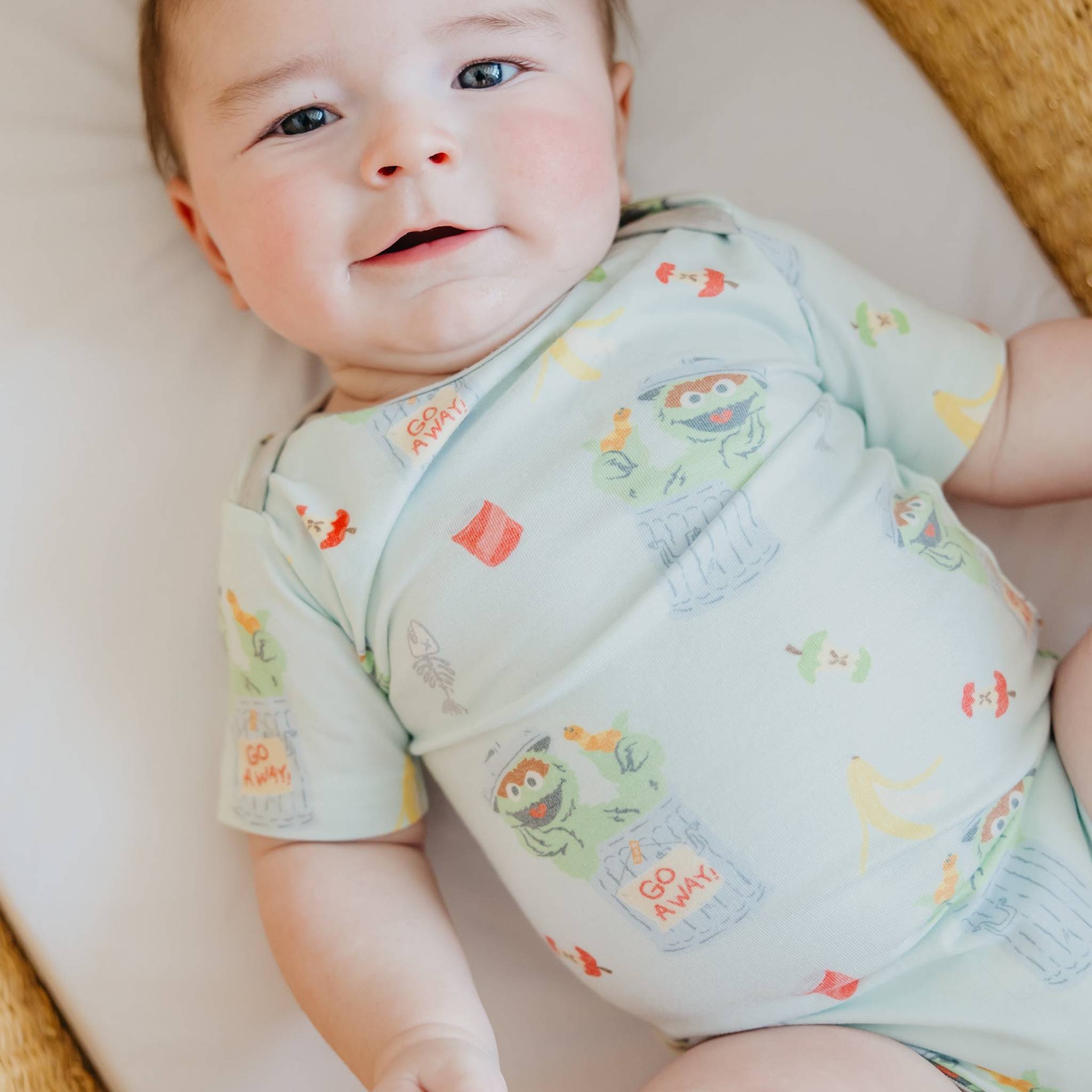 Short Sleeve Bodysuit - Oscar the Grouch