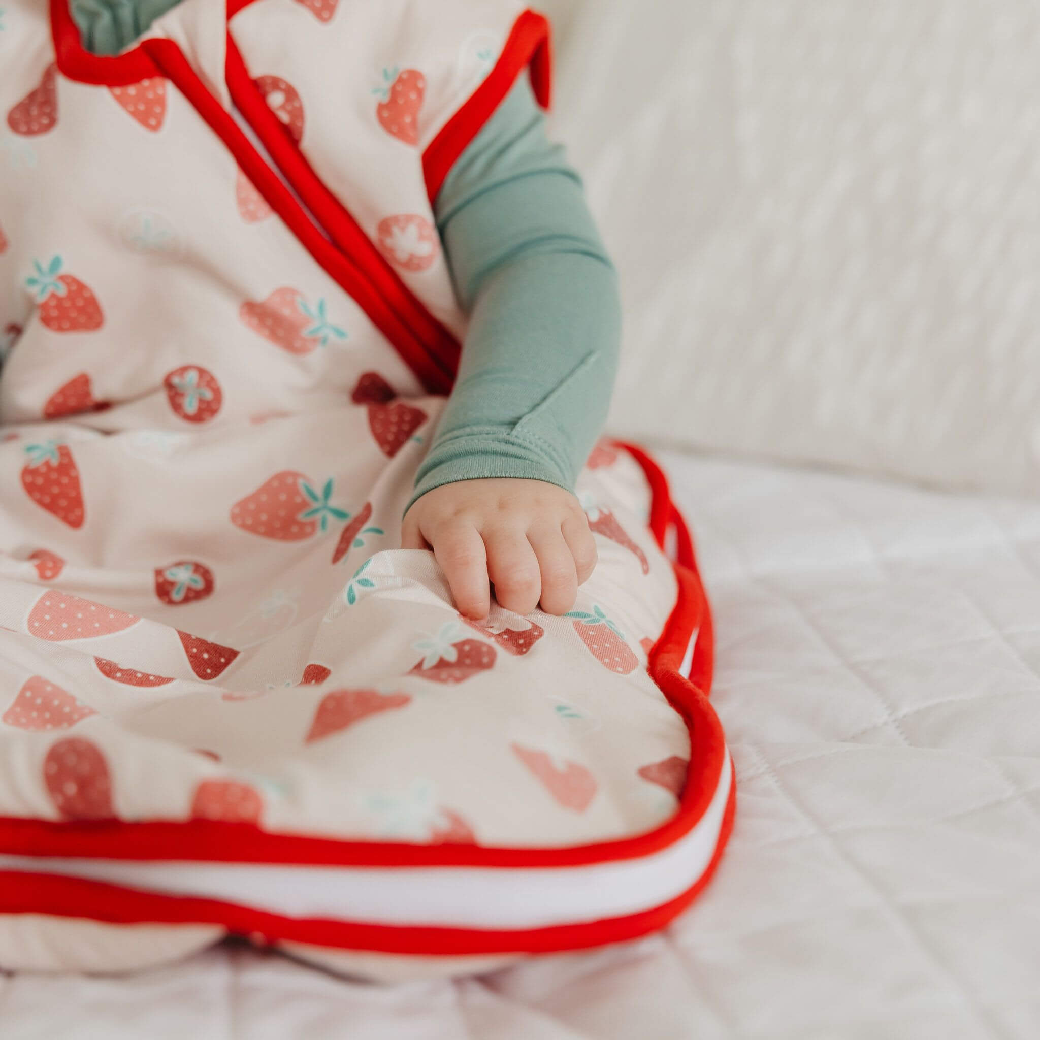 Sleep Bag Strawberry – Copper Pearl