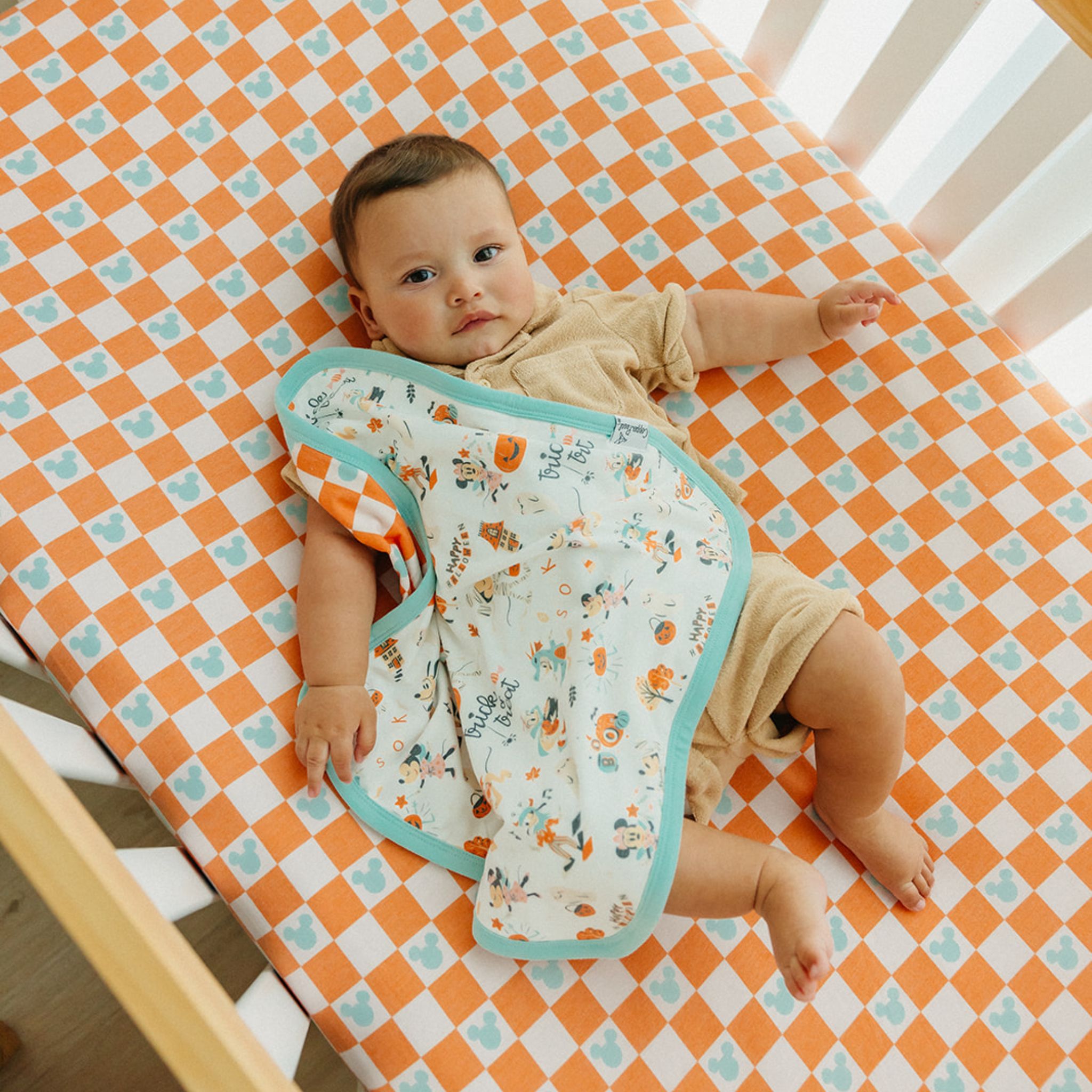 Three-Layer Security Blanket Set - Mickey Mouse's Boo Bash