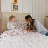 Premium Twin Sheet Set - Minnie Mouse's Bowquet
