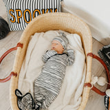 Newborn Knotted Gown - Mummy