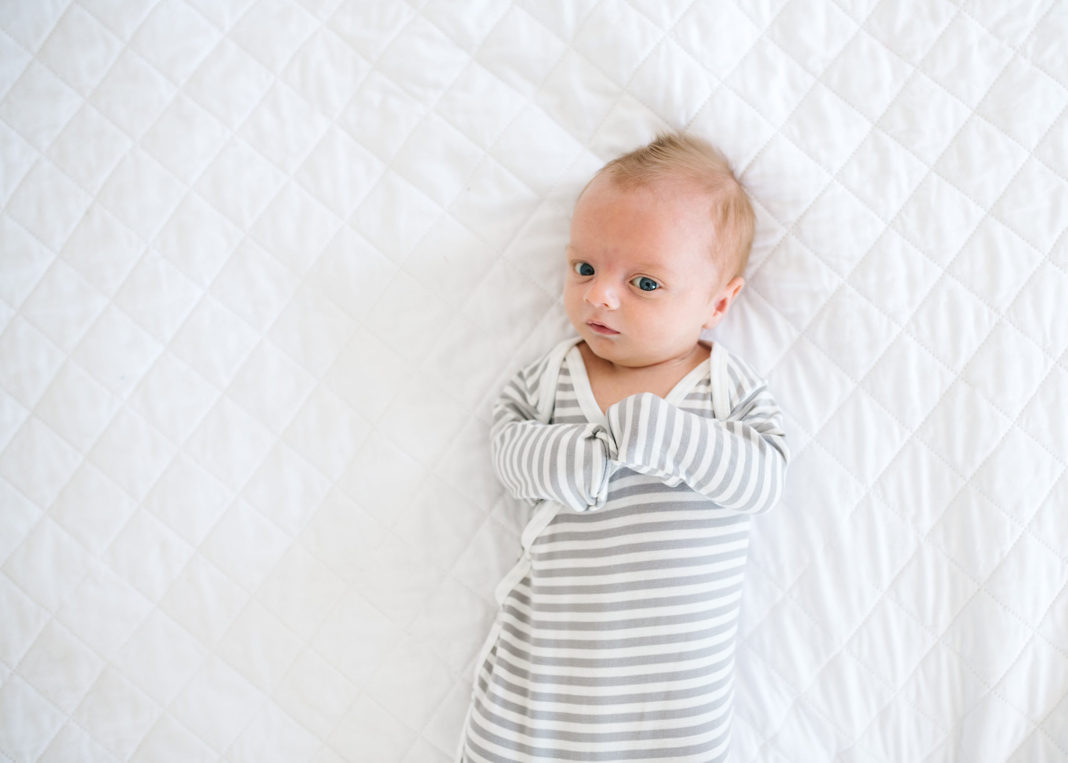 Newborn Knotted Gown - Everest – Copper Pearl